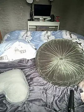 Carmen Monroe online show from February 5, 2026, 10:00 am