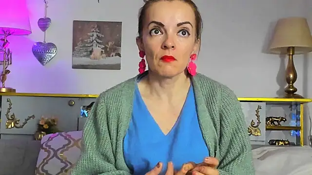 KateConner online show from February 25, 2025, 9:37 pm