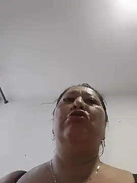 Brenda Berck  online show from May 29, 2026, 12:33 pm