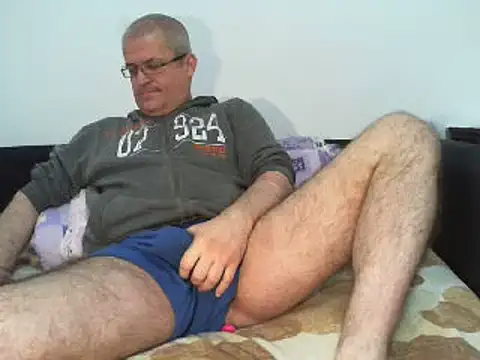 greeneyeshot12 online show from March 23, 2025, 3:10 am