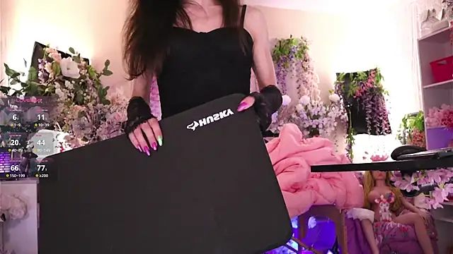 Snapshot of xxhayleemariexx chatting on July 6, 2026, 2:40 am xxhayleemariexx online show from July 6, 2026, 2:40 am
