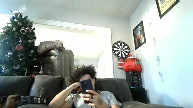 Snapshot of bigdickjojo69 chatting on February 10, 2026, 10:20 pm bigdickjojo69 online show from February 10, 2026, 10:20 pm