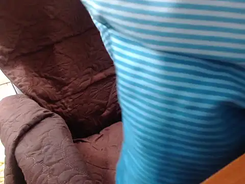 xZABLEYERx online show from October 17, 2025, 12:07 pm