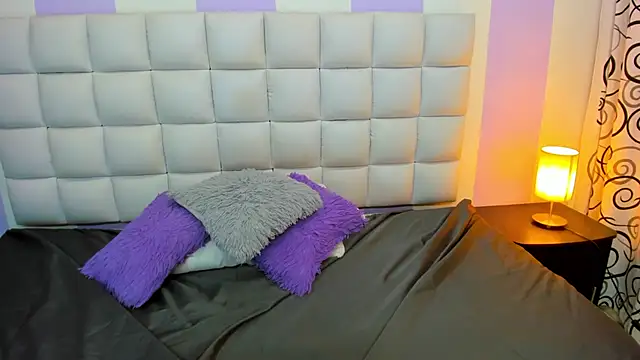 teresasroom  online show from January 13, 2026, 6:23 pm