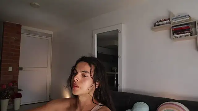  Vahos  online show from March 26, 2026, 5:11 pm