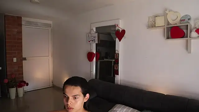  Vahos  online show from February 18, 2026, 7:21 pm