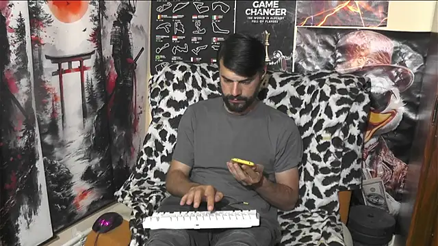 00george online show from May 13, 2026, 9:38 am