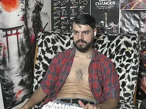 00george online show from November 23, 2025, 2:16 pm