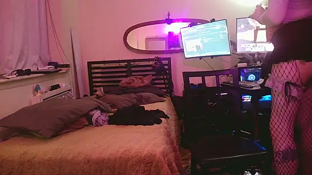 Snapshot of Mikela_Alexa chatting on December 21, 2024, 6:52 am Mikela Alexa online show from December 21, 2024, 6:52 am