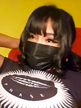 Snapshot of Latin_summer chatting on February 6, 2026, 9:11 pm Latin summer online show from February 6, 2026, 9:11 pm