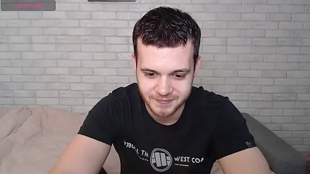 Alexxx horny online show from January 18, 2026, 11:57 am