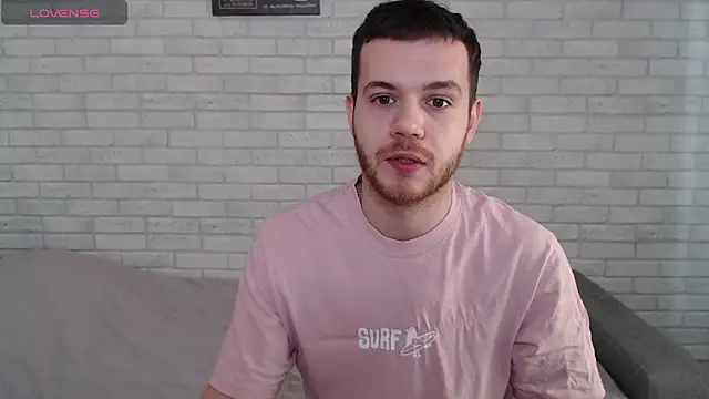 Alexxx horny online show from March 22, 2026, 7:32 am