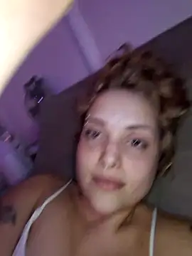 Snapshot of mskuddo chatting on February 3, 2026, 10:15 pm mskuddo online show from February 3, 2026, 10:15 pm