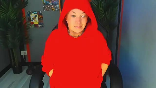 Snapshot of AnaMills chatting on February 9, 2026, 10:13 am AnaMills online show from February 9, 2026, 10:13 am