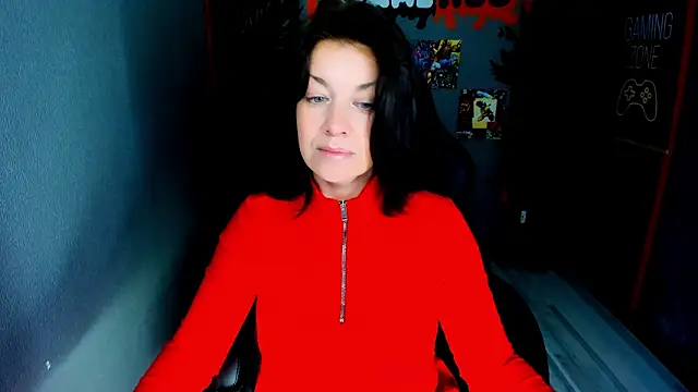 Snapshot of AnaMills chatting on March 2, 2026, 10:11 am AnaMills online show from March 2, 2026, 10:11 am