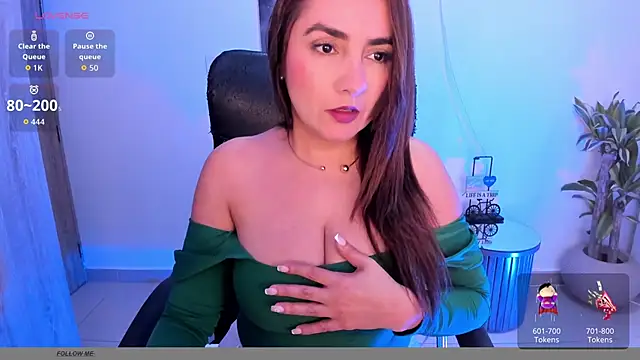 MaggieBrownn online show from October 22, 2025, 11:14 pm