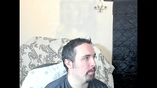 Metalstud online show from November 14, 2025, 2:15 am