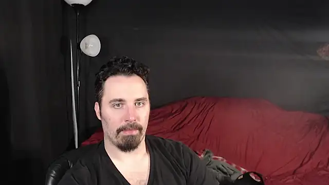 Metalstud online show from February 3, 2025, 12:58 am