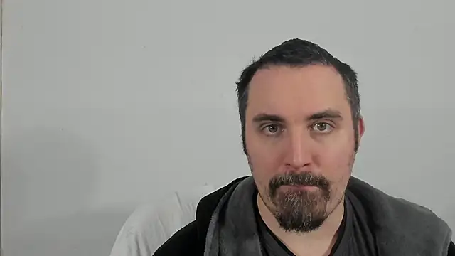 Metalstud online show from February 17, 2026, 5:38 am