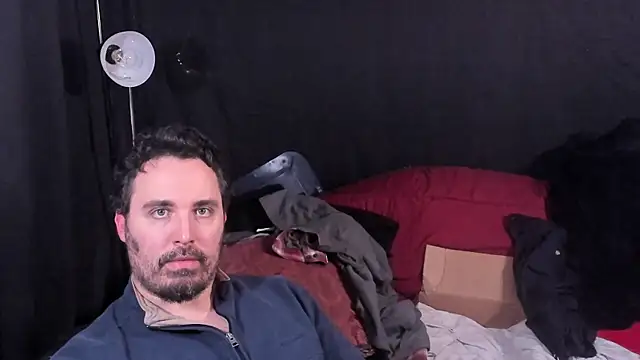 Metalstud online show from December 23, 2025, 6:34 am