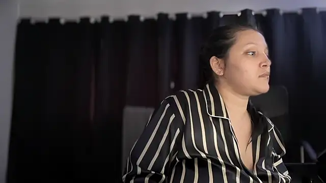 MarcellaGriffin online show from September 19, 2025, 2:32 pm