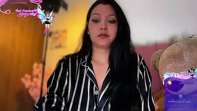 Snapshot of MarcellaGriffin chatting on March 12, 2026, 5:17 pm MarcellaGriffin online show from March 12, 2026, 5:17 pm