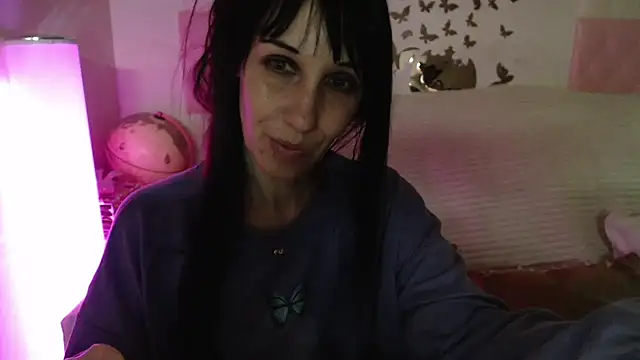 Snapshot of -carla- chatting on February 21, 2026, 4:53 pm -carla- online show from February 21, 2026, 4:53 pm