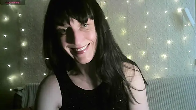 MarieODahliaS online show from February 13, 2026, 10:59 am