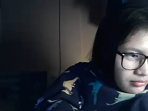 leamorena online show from December 12, 2024, 4:53 pm