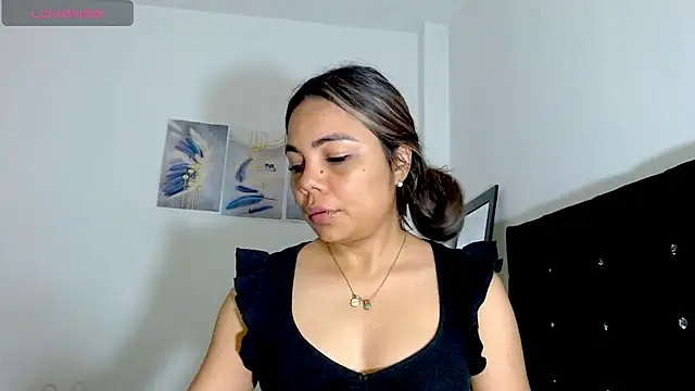 Kylie loveee online show from May 20, 2026, 12:24 pm