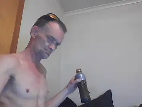 Snapshot of TooFknHorny1 chatting on January 30, 2025, 11:24 pm TooFknHorny1 online show from January 30, 2025, 11:24 pm