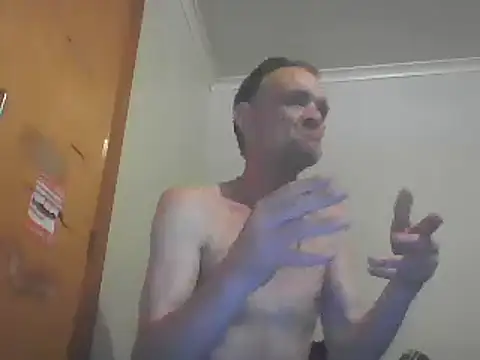 Snapshot of TooFknHorny1 chatting on January 9, 2025, 5:34 am TooFknHorny1 online show from January 9, 2025, 5:34 am