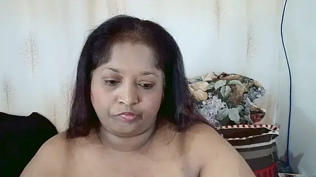 Snapshot of Indiantasha chatting on March 3, 2025, 8:32 pm Indiantasha online show from March 3, 2025, 8:32 pm