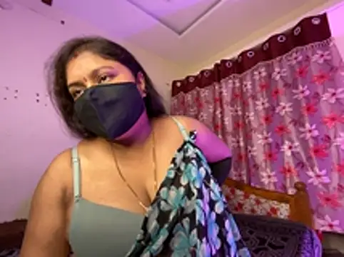 Love 4Sex online show from May 20, 2026, 4:42 am