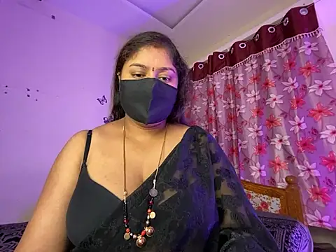 Love 4Sex online show from May 10, 2026, 1:53 am