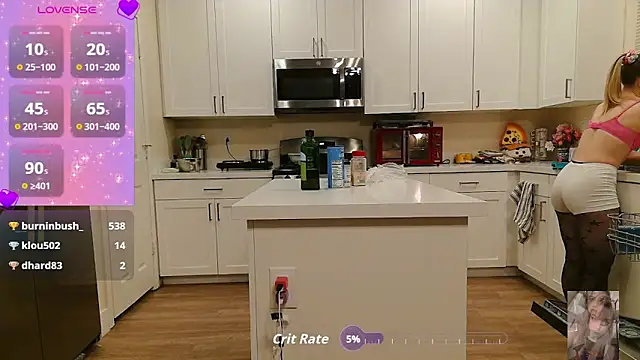 Blondiewithanass online show from October 5, 2025, 3:08 am