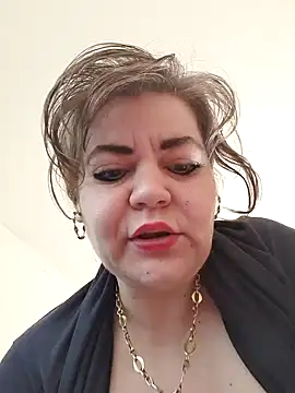 Snapshot of cindybbwsquirt chatting on March 7, 2025, 8:34 am cindybbwsquirt online show from March 7, 2025, 8:34 am