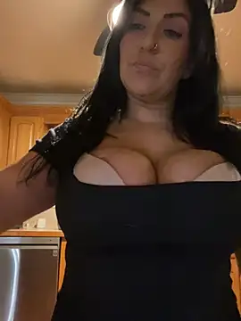 LittleMissEeve online show from May 19, 2026, 1:56 am