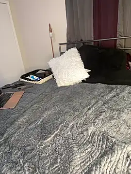 Snapshot of Zadaraye chatting on January 28, 2025, 5:00 am Zadaraye online show from January 28, 2025, 5:00 am