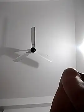 Snapshot of xhspar10 chatting on February 10, 2026, 4:50 pm xhspar10 online show from February 10, 2026, 4:50 pm