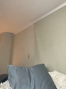 Snapshot of Samispank chatting on February 18, 2026, 10:50 pm Samispank online show from February 18, 2026, 10:50 pm