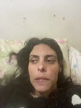 Sarah-safada online show from May 28, 2026, 1:13 am
