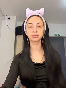 Snapshot of MeganHopeX chatting on January 29, 2025, 7:04 am MeganHopeX online show from January 29, 2025, 7:04 am