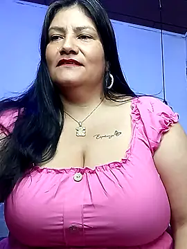 Snapshot of salomexlove_20 chatting on November 3, 2025, 12:53 pm salomexlove 20 online show from November 3, 2025, 12:53 pm