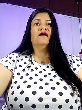 Snapshot of salomexlove_20 chatting on September 17, 2025, 11:45 am salomexlove 20 online show from September 17, 2025, 11:45 am