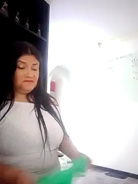 Snapshot of salomexlove_20 chatting on March 6, 2025, 1:03 pm salomexlove 20 online show from March 6, 2025, 1:03 pm