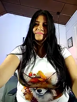 Snapshot of salomexlove_20 chatting on March 5, 2025, 12:44 pm salomexlove 20 online show from March 5, 2025, 12:44 pm