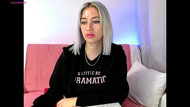 Snapshot of Fuck-Gina chatting on September 25, 2025, 9:10 pm Fuck-Gina online show from September 25, 2025, 9:10 pm
