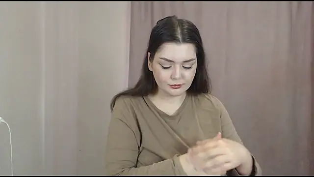 ohhhMie online show from November 2, 2025, 9:36 am