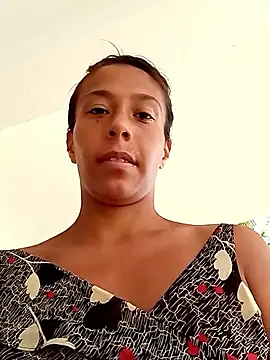 Luna-Natural online show from September 17, 2025, 4:42 pm